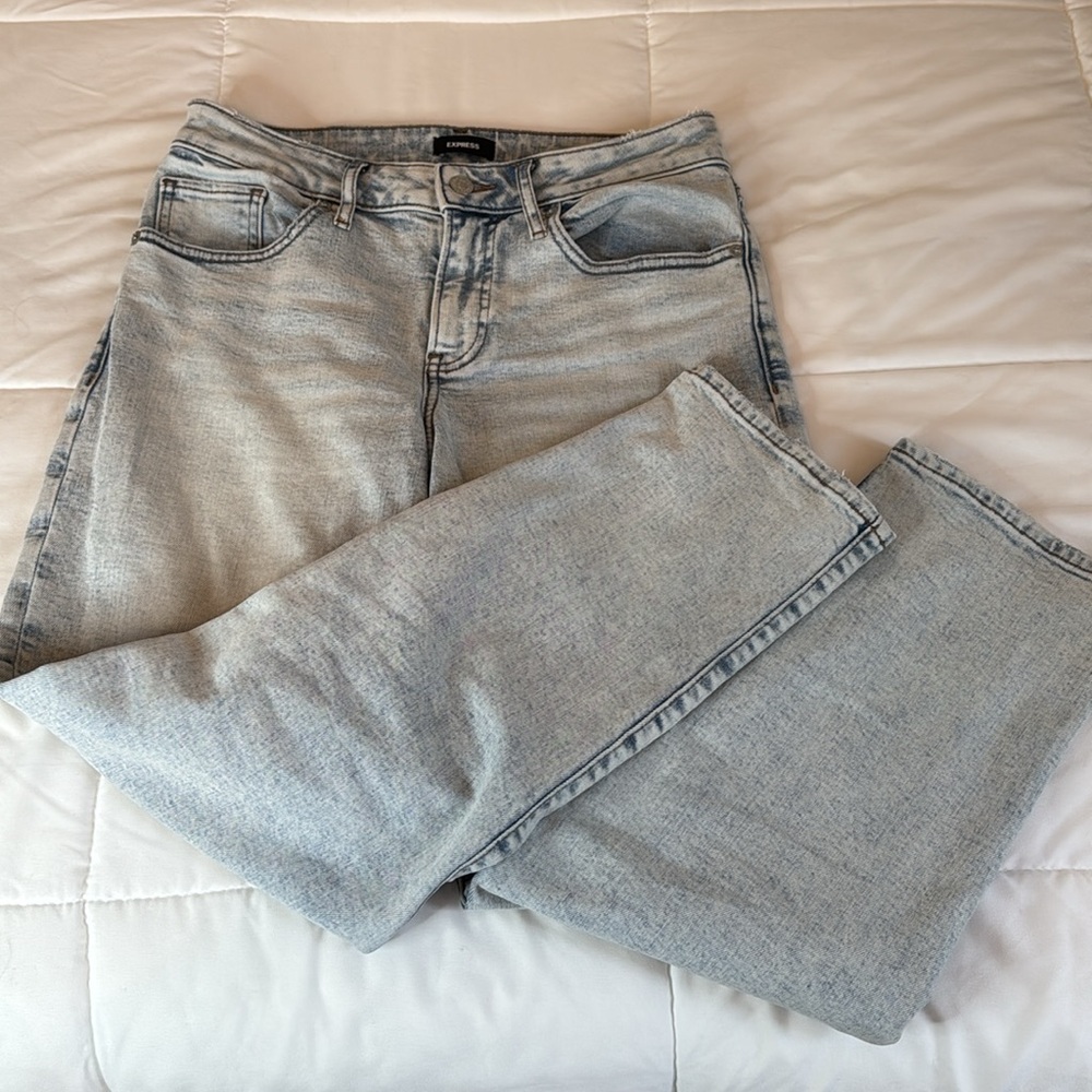 Express Boyfriend Jeans